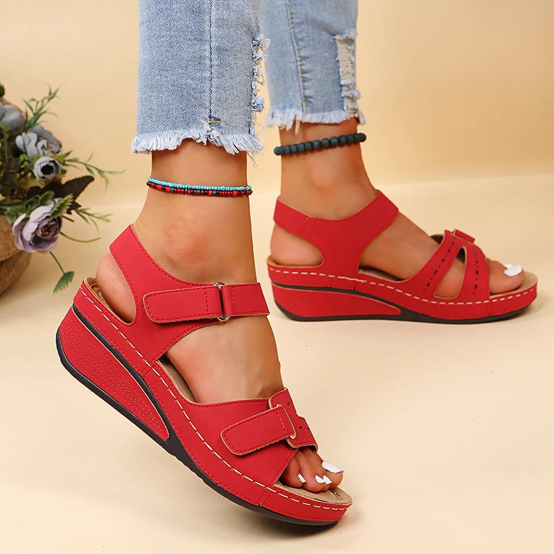 Sandália Feminina Slip On Casual Confortável - Verão 2024